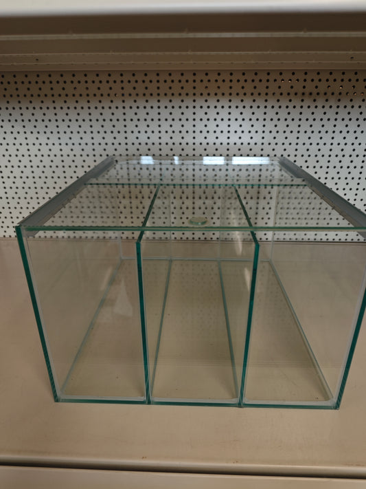 Aquarium 33x38x22 pour étagère Kallax, 3 chambres